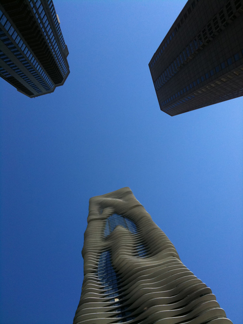 Pics of the Week Metaphor ::: Metathree © Christian Sheridan AIA Photo of a Buildings in Chicago Illinois